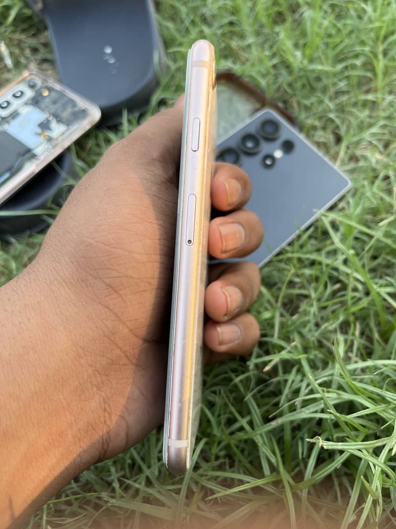 Apple iPhone 8 2