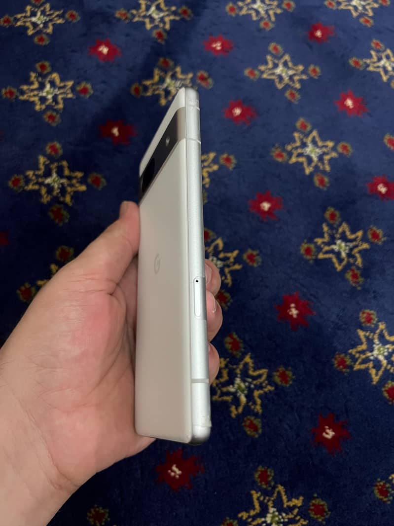 Google Pixel 7a 3