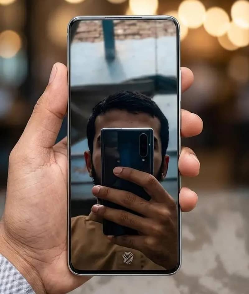 Tecno Camon 18P 1