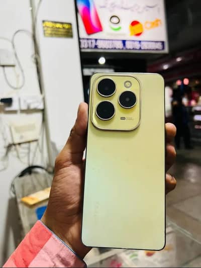 Infinix Hot 40