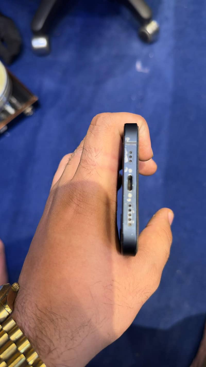 Apple iPhone 12 5