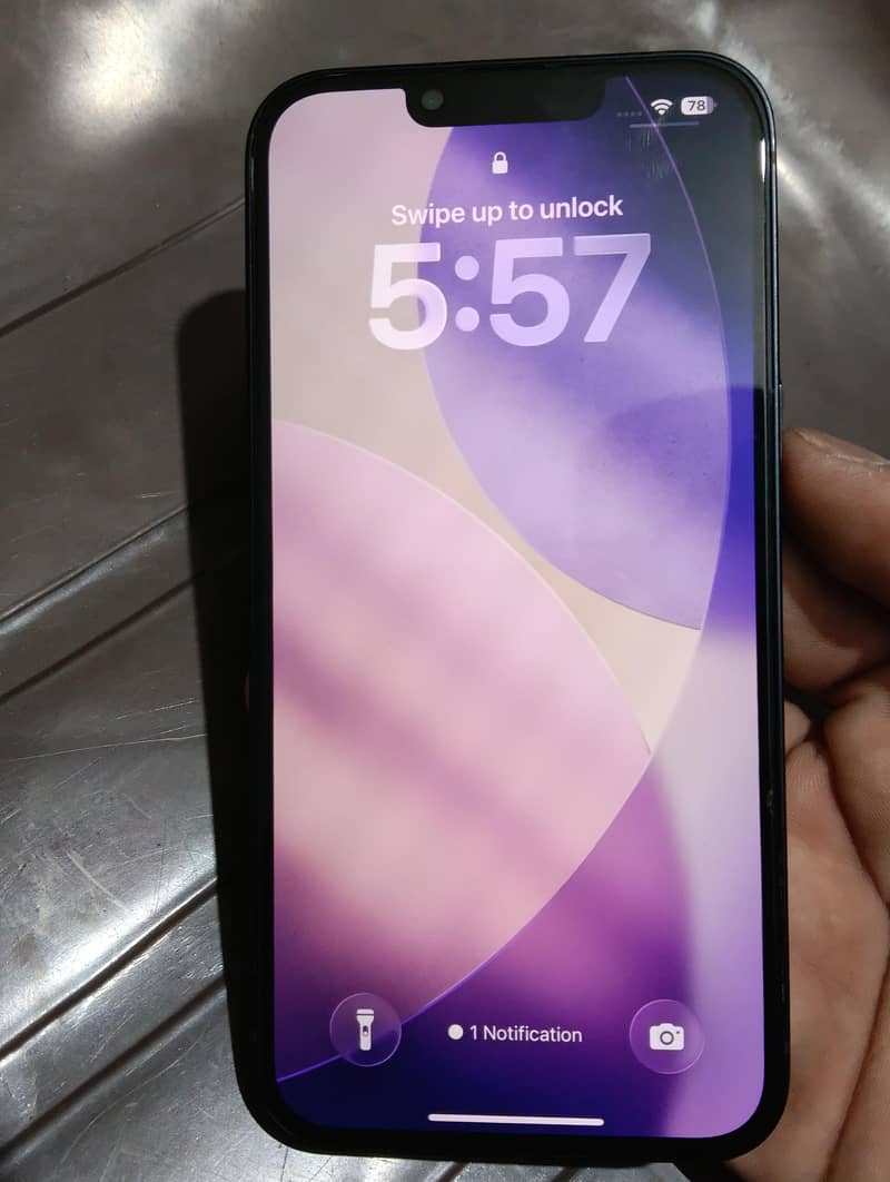 Apple iPhone 13 1