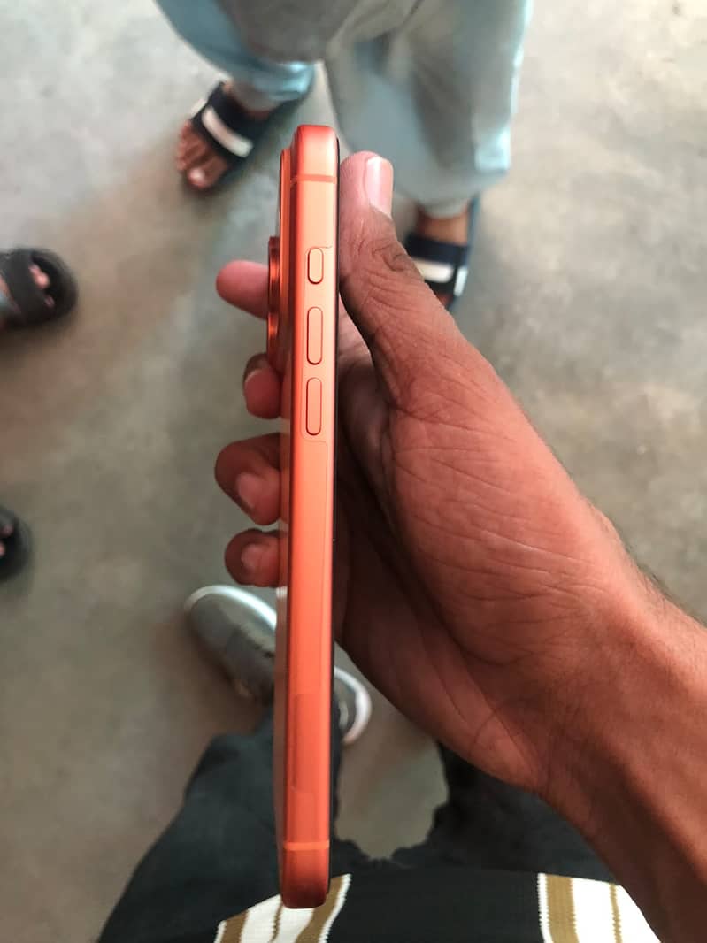 Apple iPhone 17 Pro Max 3