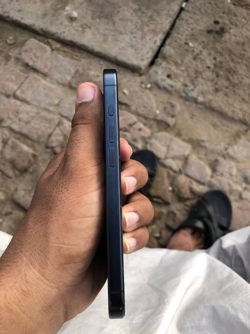 Apple iPhone 15 Pro 5