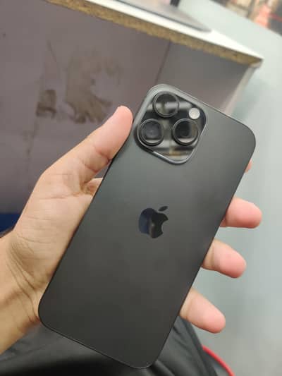 Apple iPhone 16 Pro Max