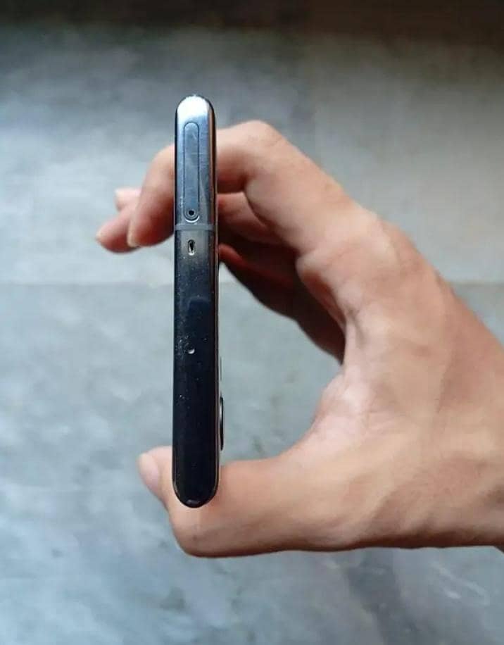 Samsung Mobile Note 10 Plus 3
