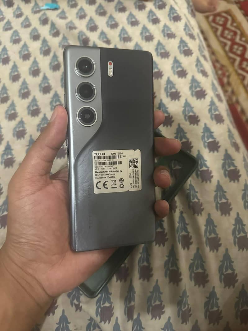 Tecno CAMON 40 Pro 2