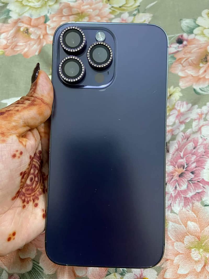 Apple iPhone 14 Pro Max 2