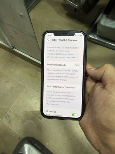Apple iPhone 12
