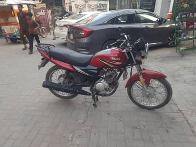 Yamaha YB 125Z