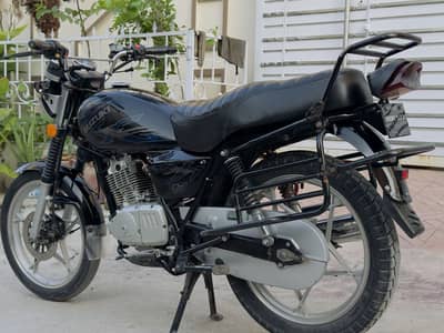Suzuki gs 150 se