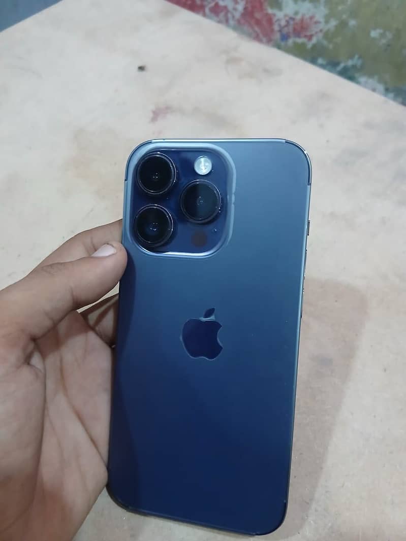 Apple iPhone 14 Pro 2