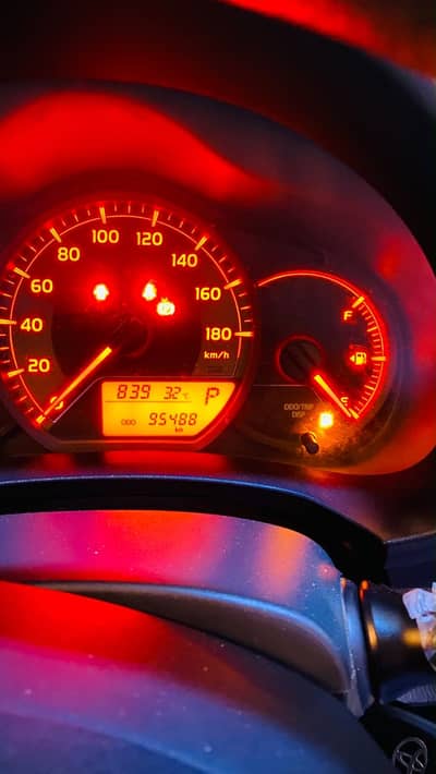 Toyota Vitz 2014