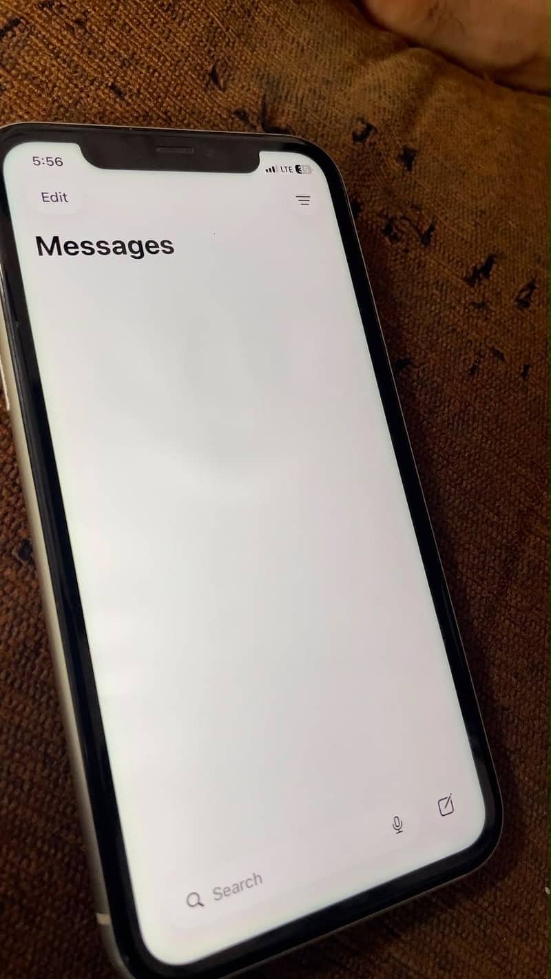Apple iPhone 11 3