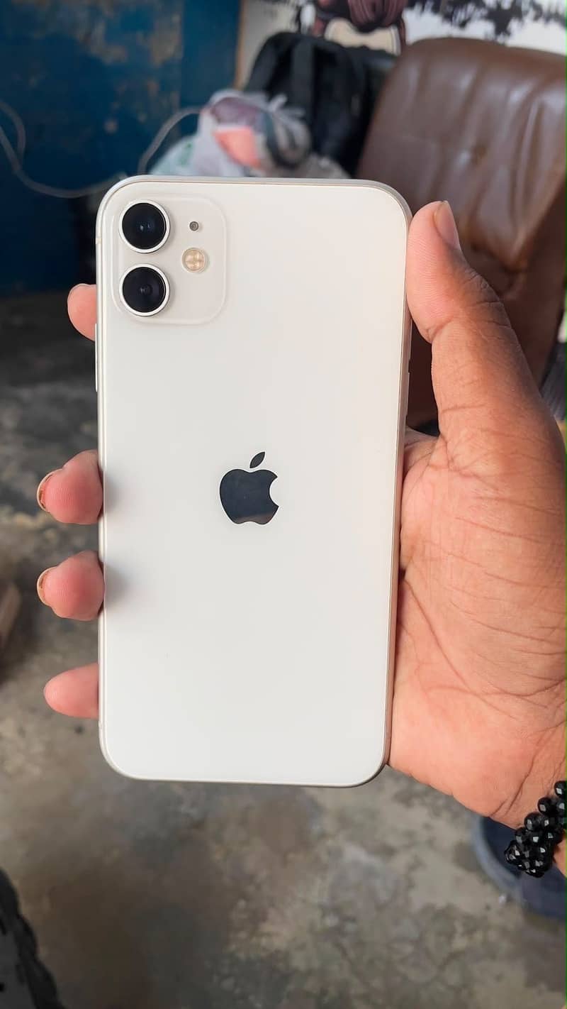 Apple iPhone 11 5