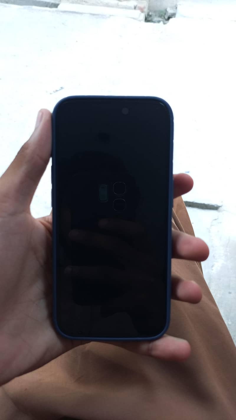 Apple iPhone 15 Pro 1