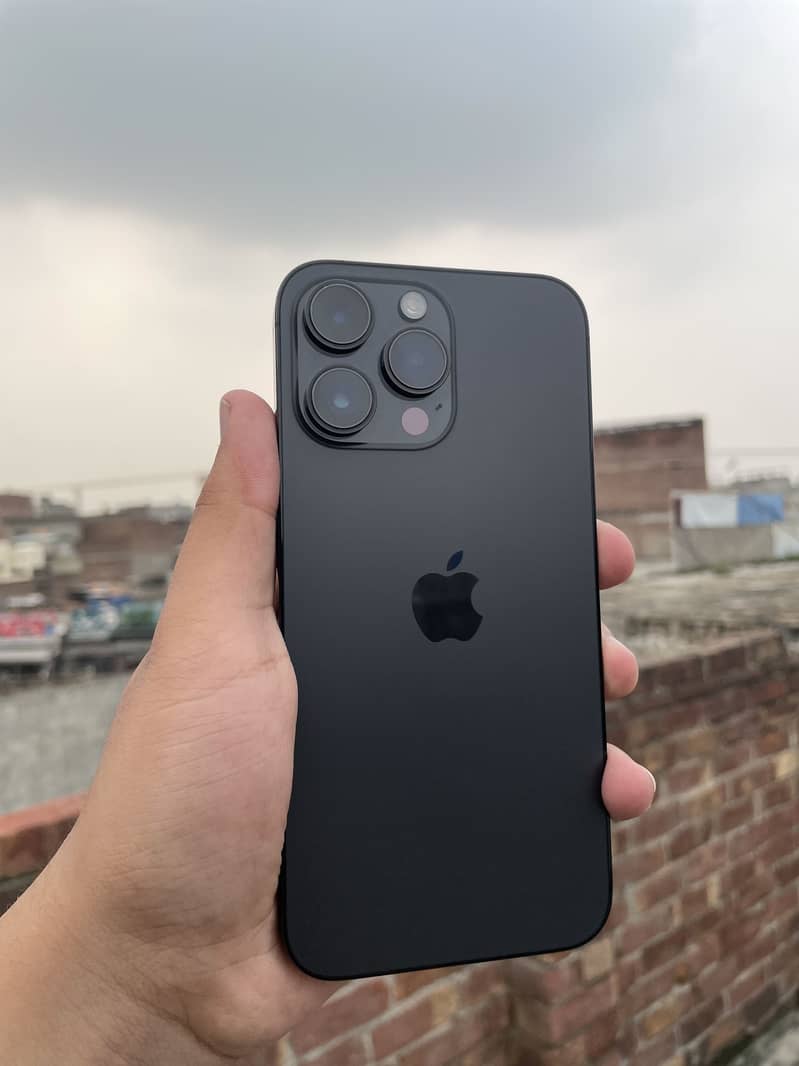 Apple iPhone 14 Pro Max 6