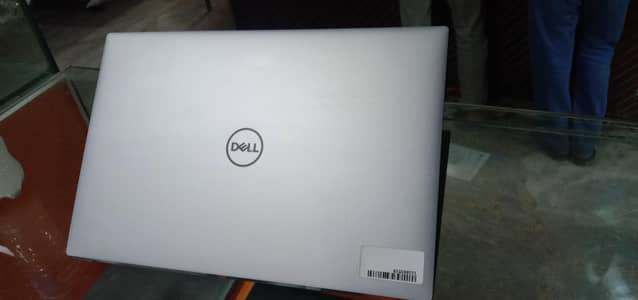 *Dell precision 5560*