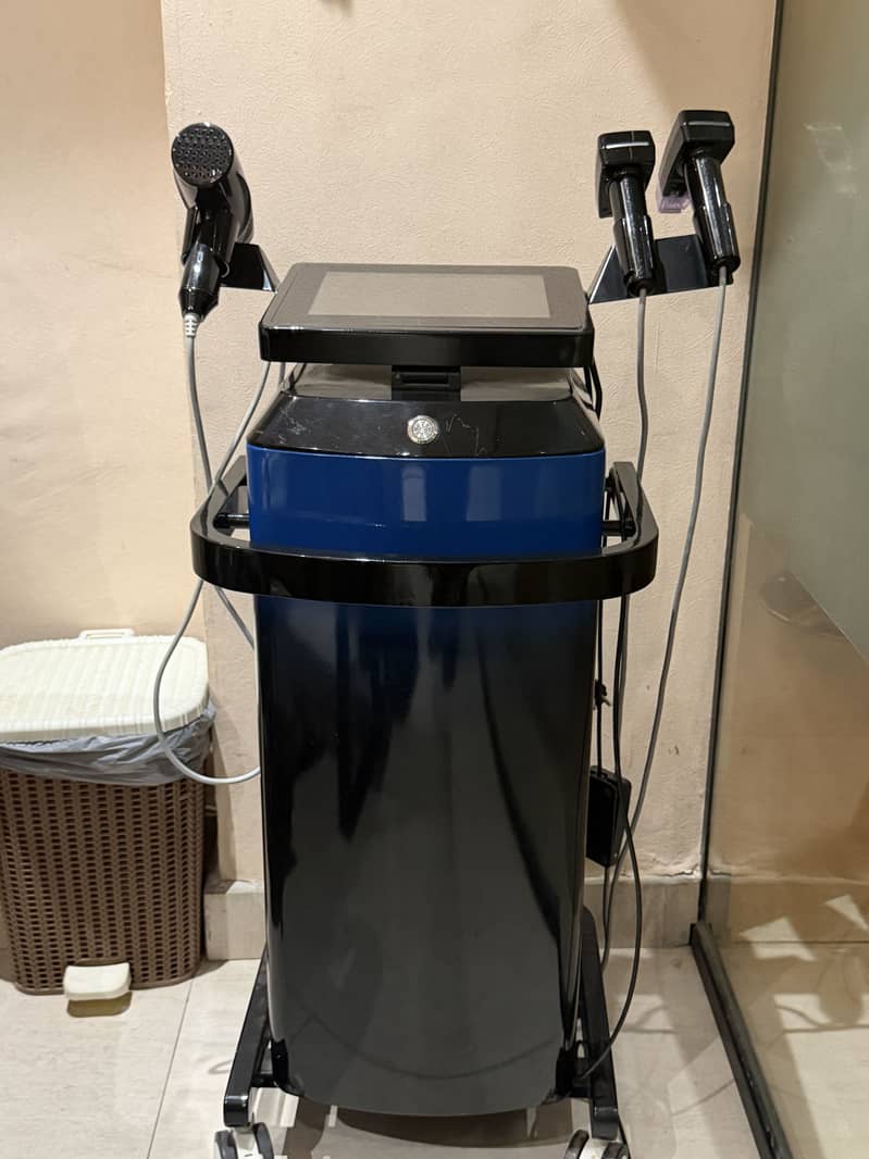 morpheus 8 rf machine 0