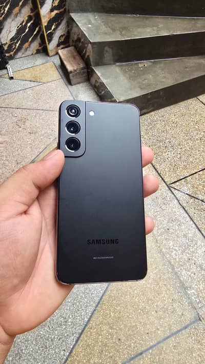 Samsung Mobile S22