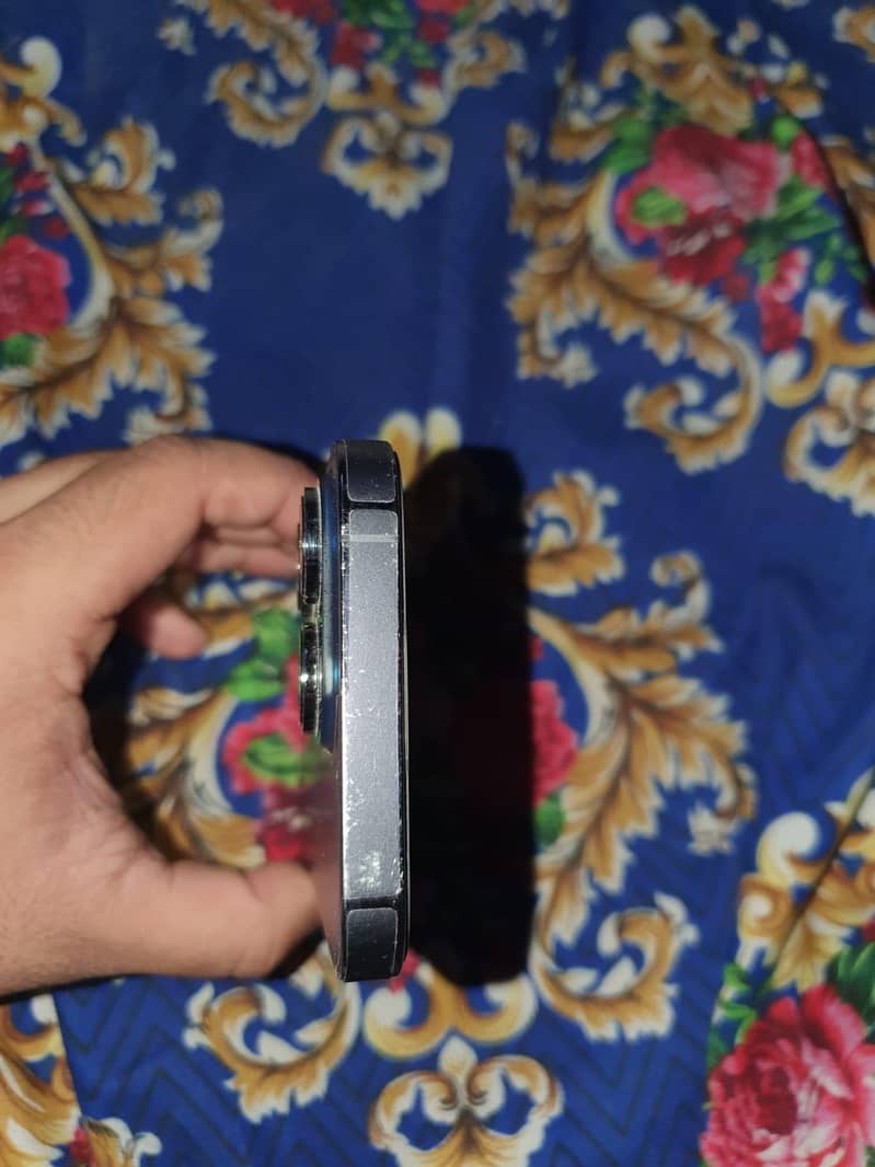 Apple iPhone 14 Pro 7
