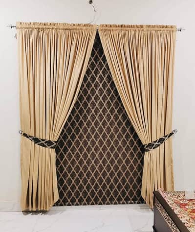 Custom Curtains | Roller Blinds | Wooden & Zebra Blinds|Modern& Luxury
