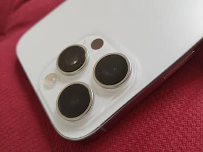 Apple iPhone 16 Pro Max