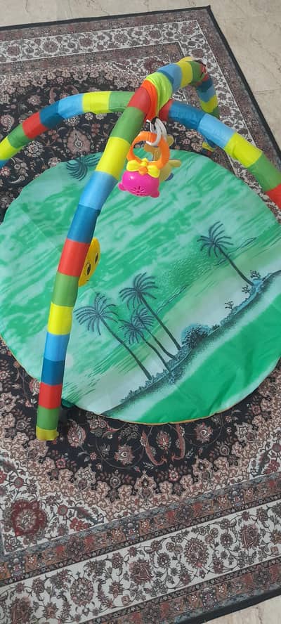 Play gym, water mat , carry cot, headshaper