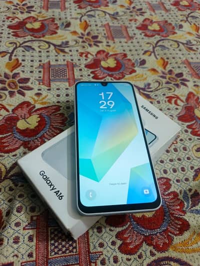 Samsung Mobile A16 8 256 with box