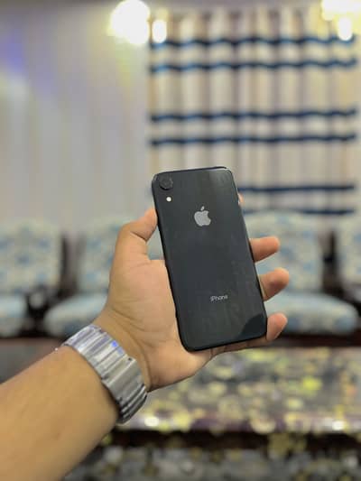 Apple iPhone XR