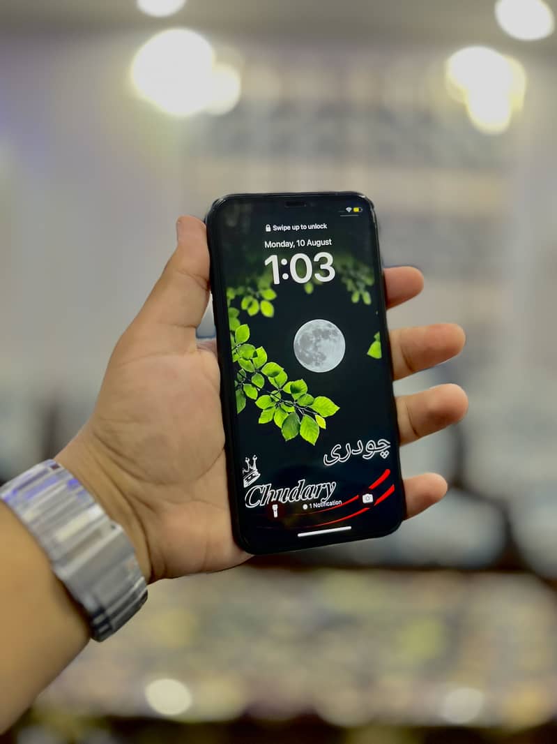 Apple iPhone XR 1