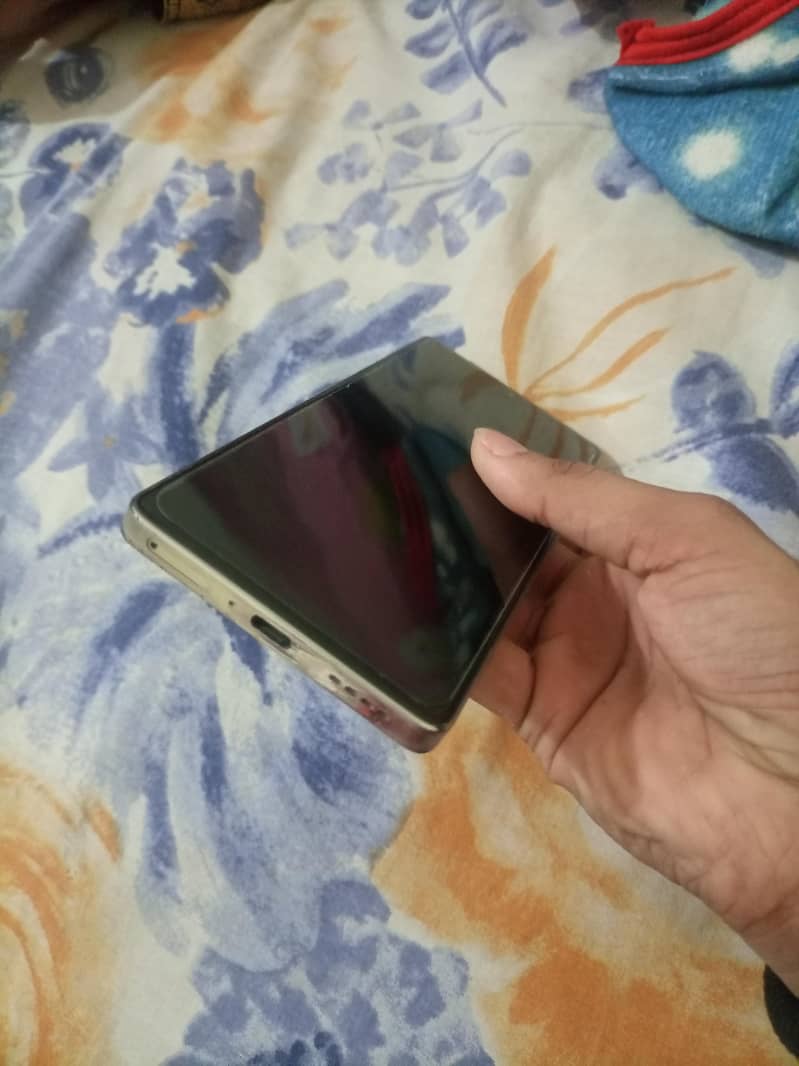 Infinix Note 40 1