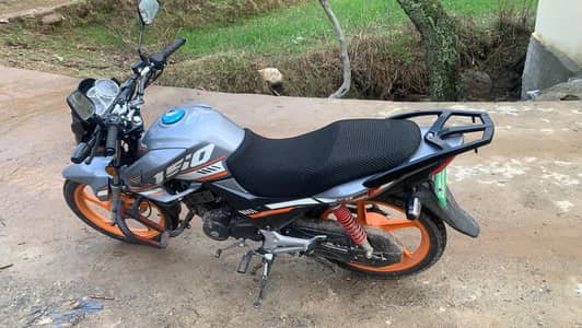 HONDA CB 150 10/10 CONDITION SERIOUS BUYER CONTACT ONLY