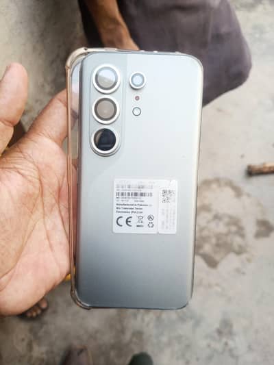 Tecno CAMON 50 Pro all asesries only  one month use