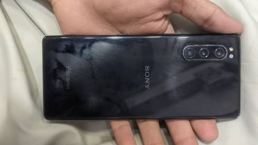 Sony Xperia 5