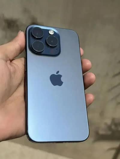 Apple iPhone 15 Pro