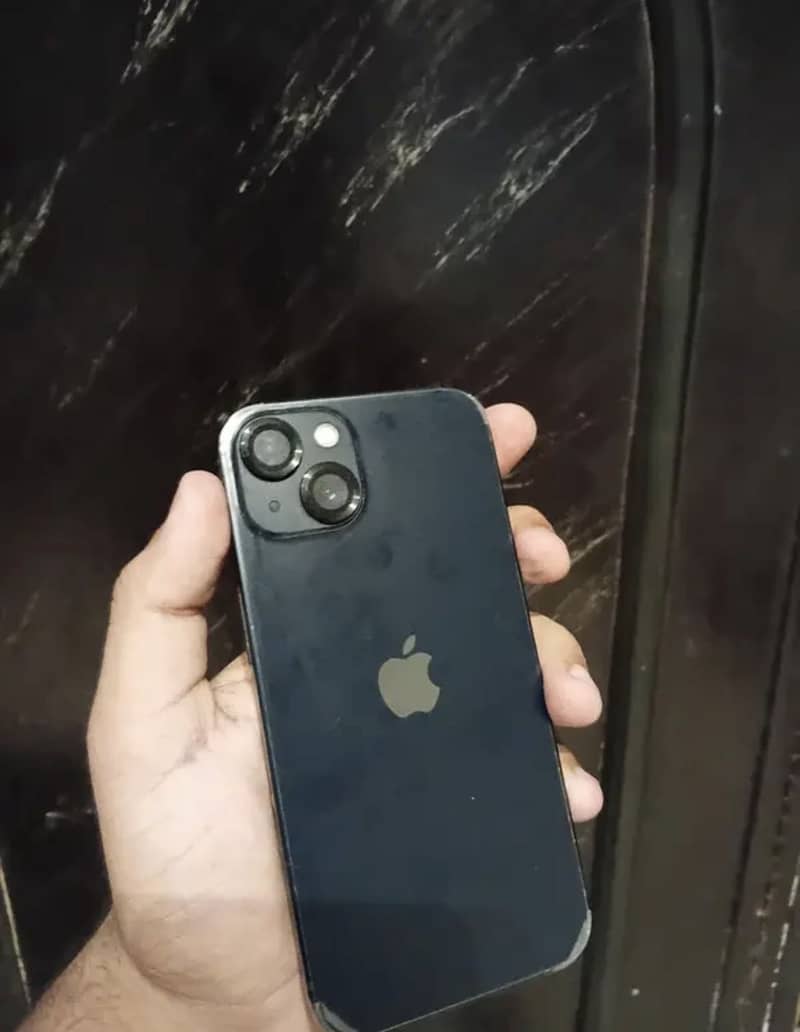 Apple iPhone 13 0