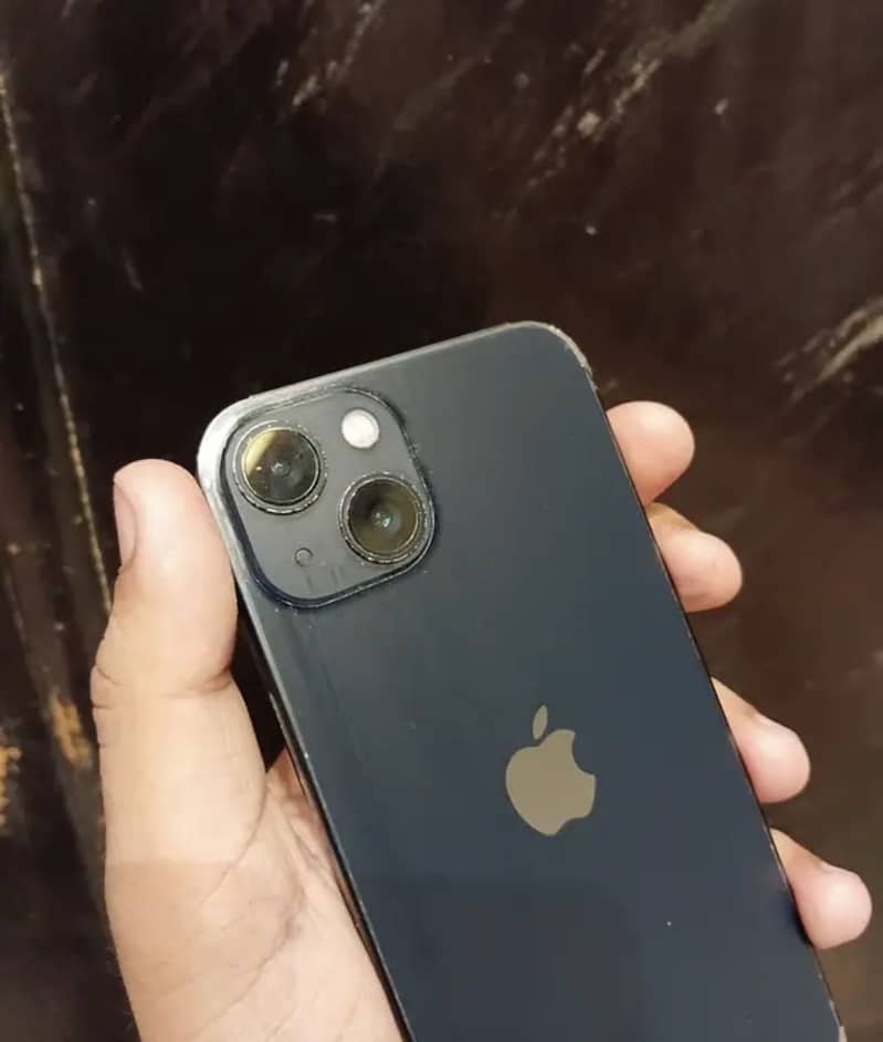 Apple iPhone 13 1