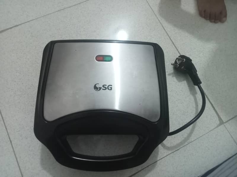 sg-1807 model toaster 4