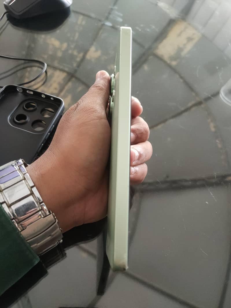 Xiaomi Redmi Note 13 4