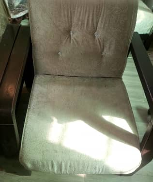 5 SEATED SOFA 1