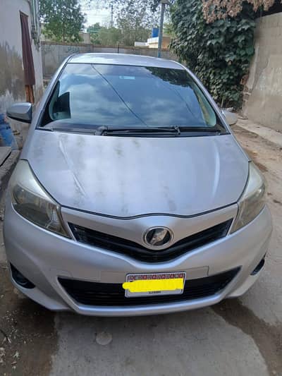 Toyota Vitz 2013