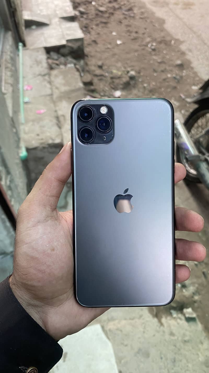 Apple iPhone 11 Pro Max 0