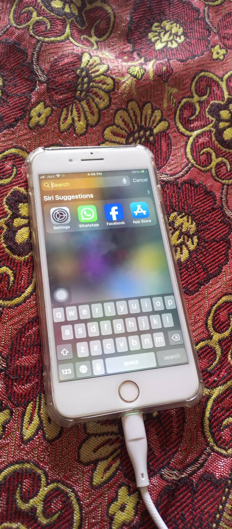 Apple iPhone 7 Plus 0