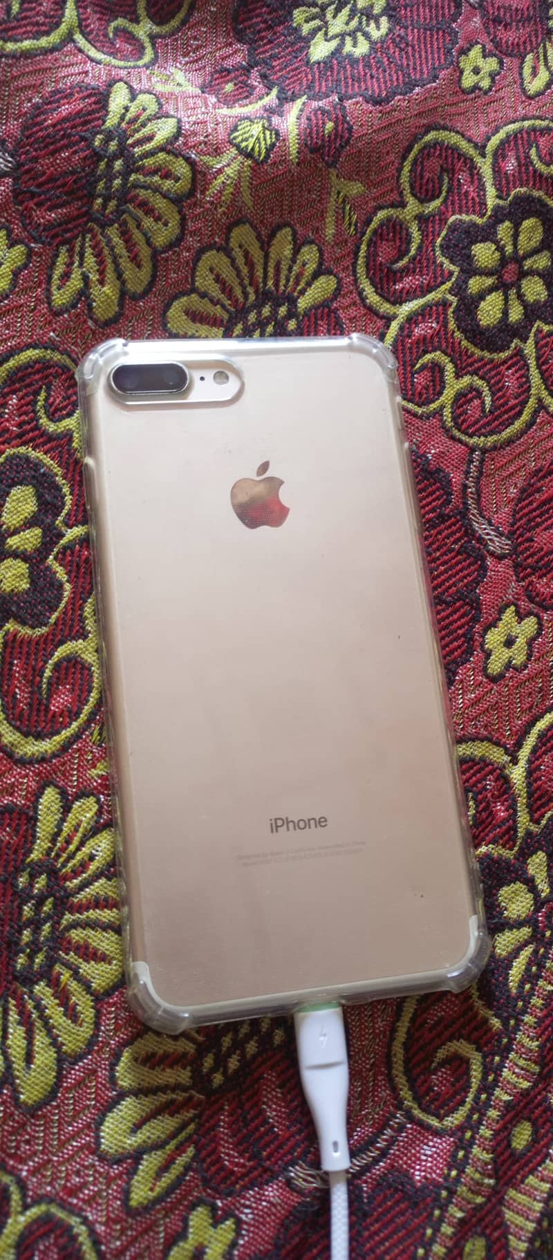 Apple iPhone 7 Plus 1