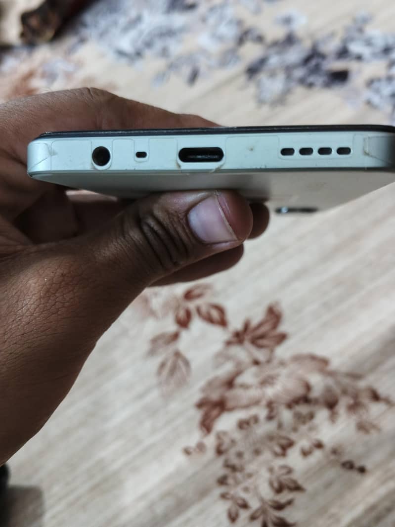 Realme Note 60x 2