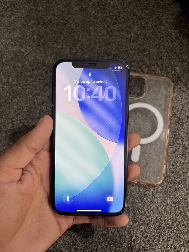 Apple iPhone 12 2