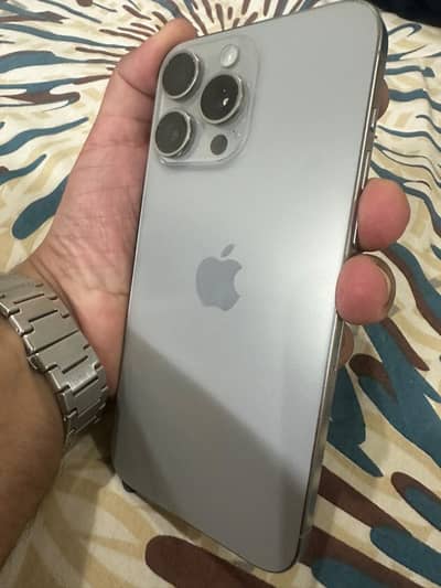 Apple iPhone 15 Pro Max