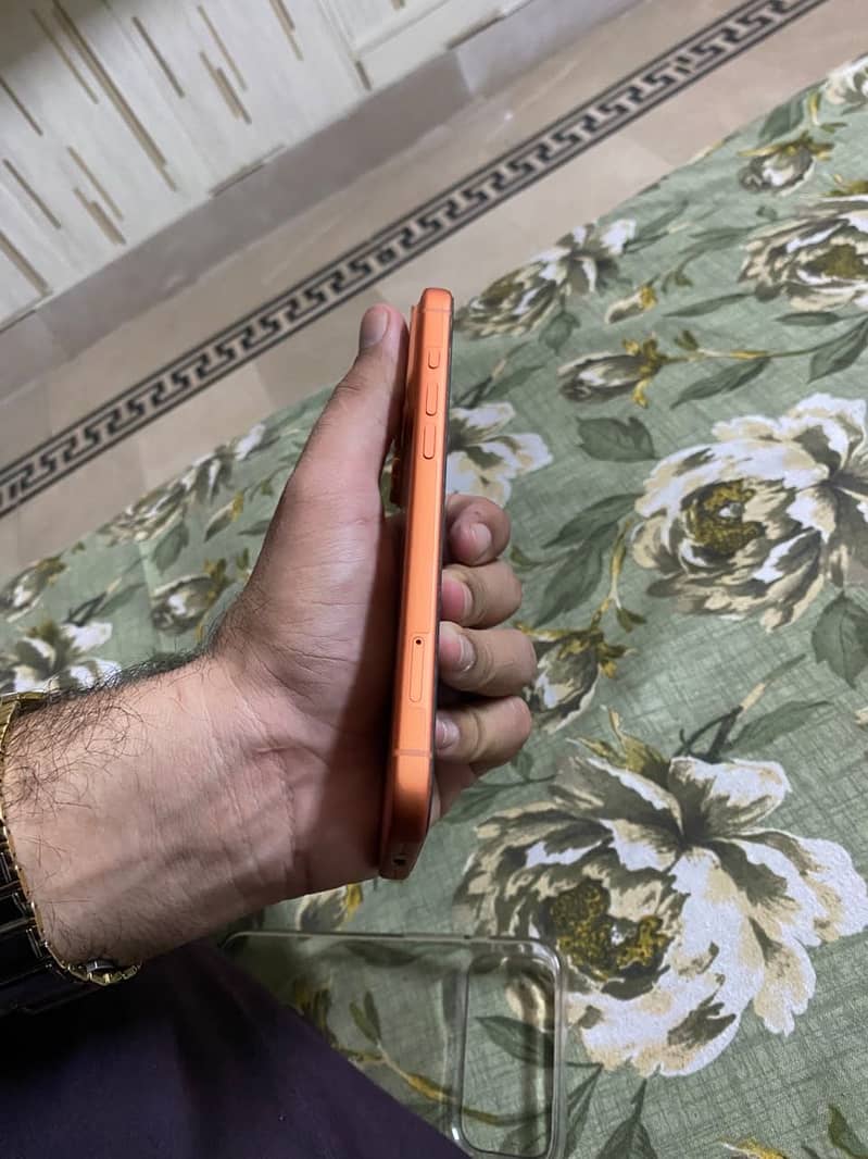 Apple iPhone 17 Pro Max 0
