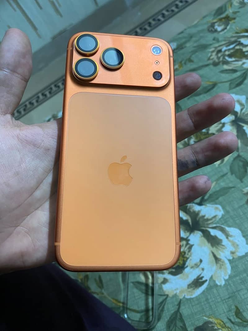 Apple iPhone 17 Pro Max 3